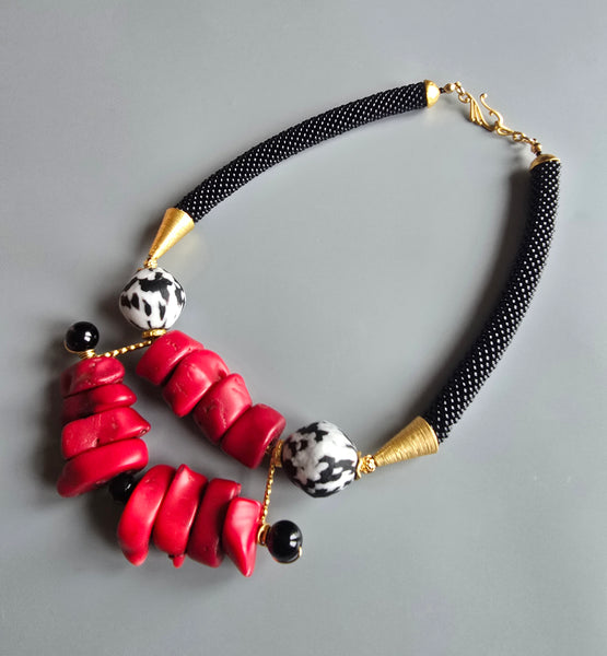 Red/Black/White Bib Beaded Crochet Necklace