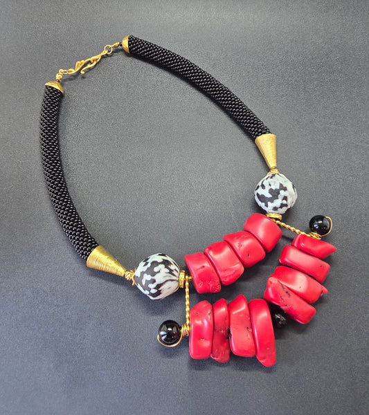 Red/Black/White Bib Beaded Crochet Necklace
